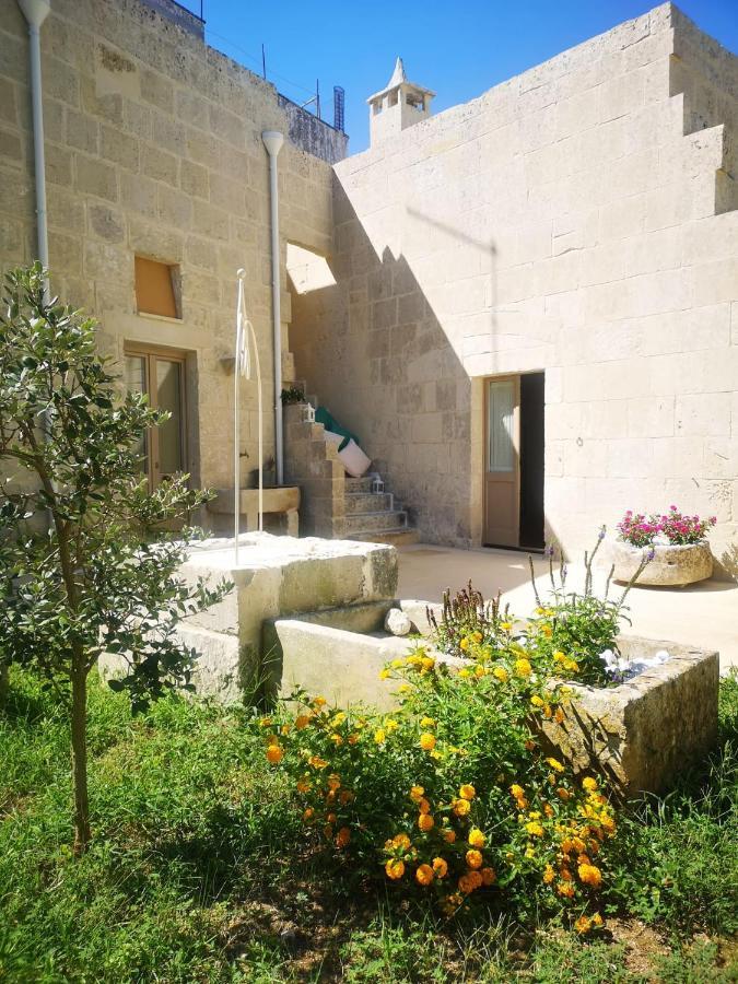 Casa Frea Dimora Storica Bed & Breakfast Martano Dış mekan fotoğraf