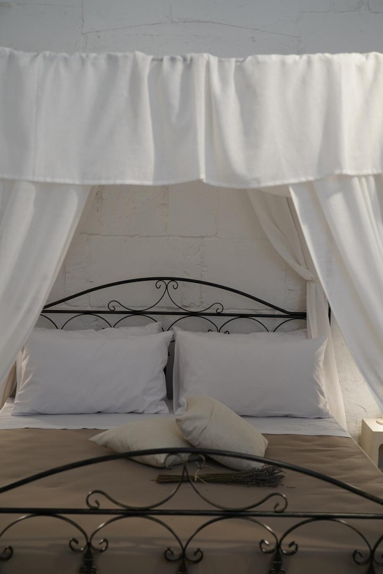 Casa Frea Dimora Storica Bed & Breakfast Martano Dış mekan fotoğraf